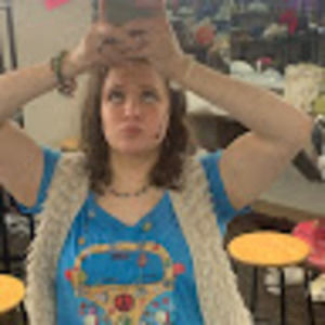 Meet your Posher, Maya